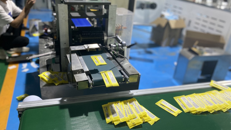 广东广州增项单片背封湿巾机