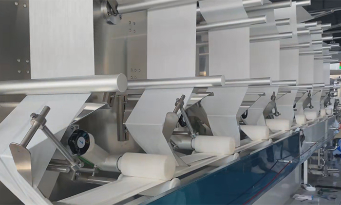 驻马店 双小卷8道湿巾机设备