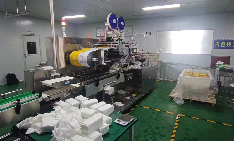 12道全自动湿巾包装机