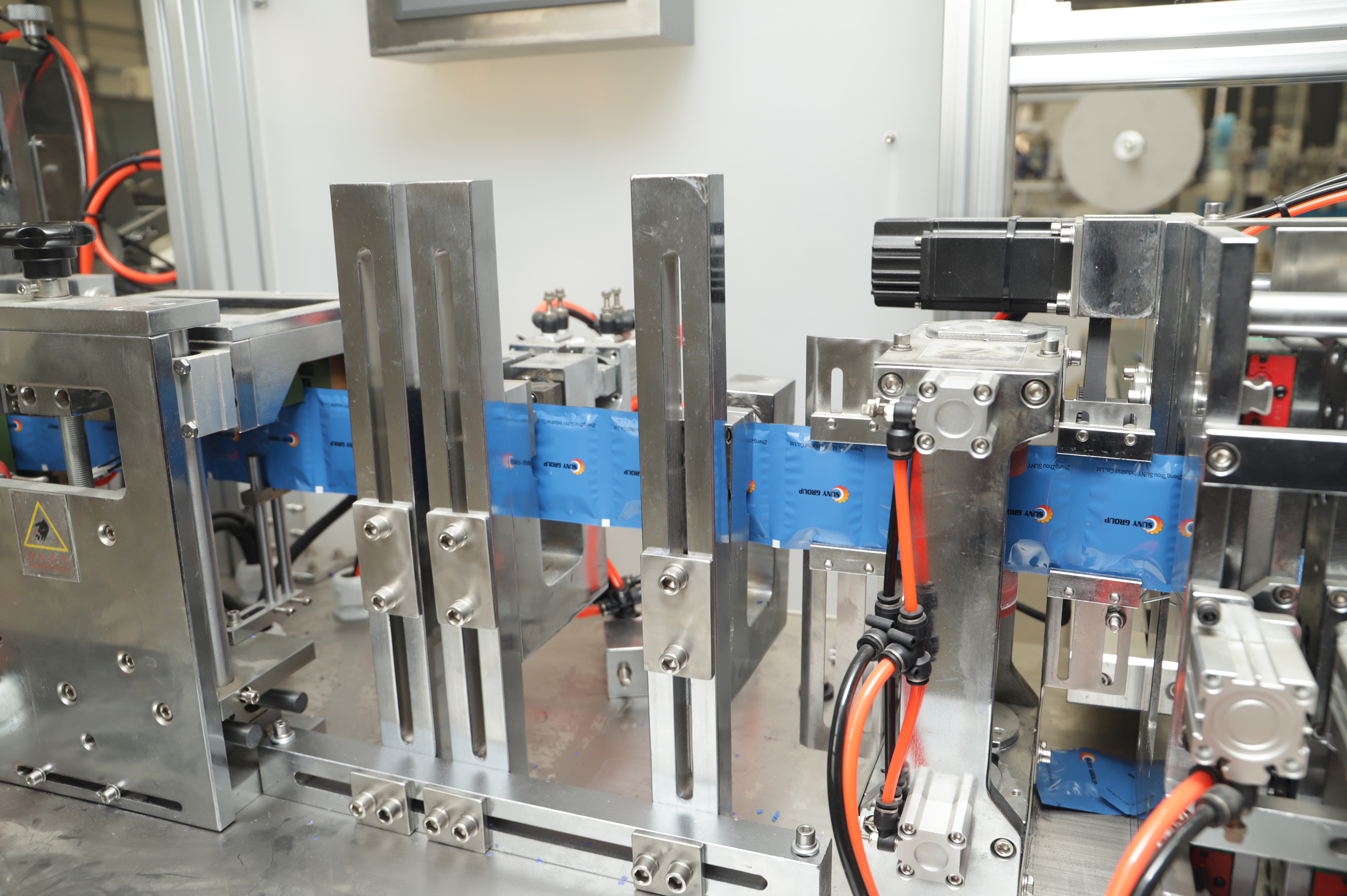 单片四边封湿巾机